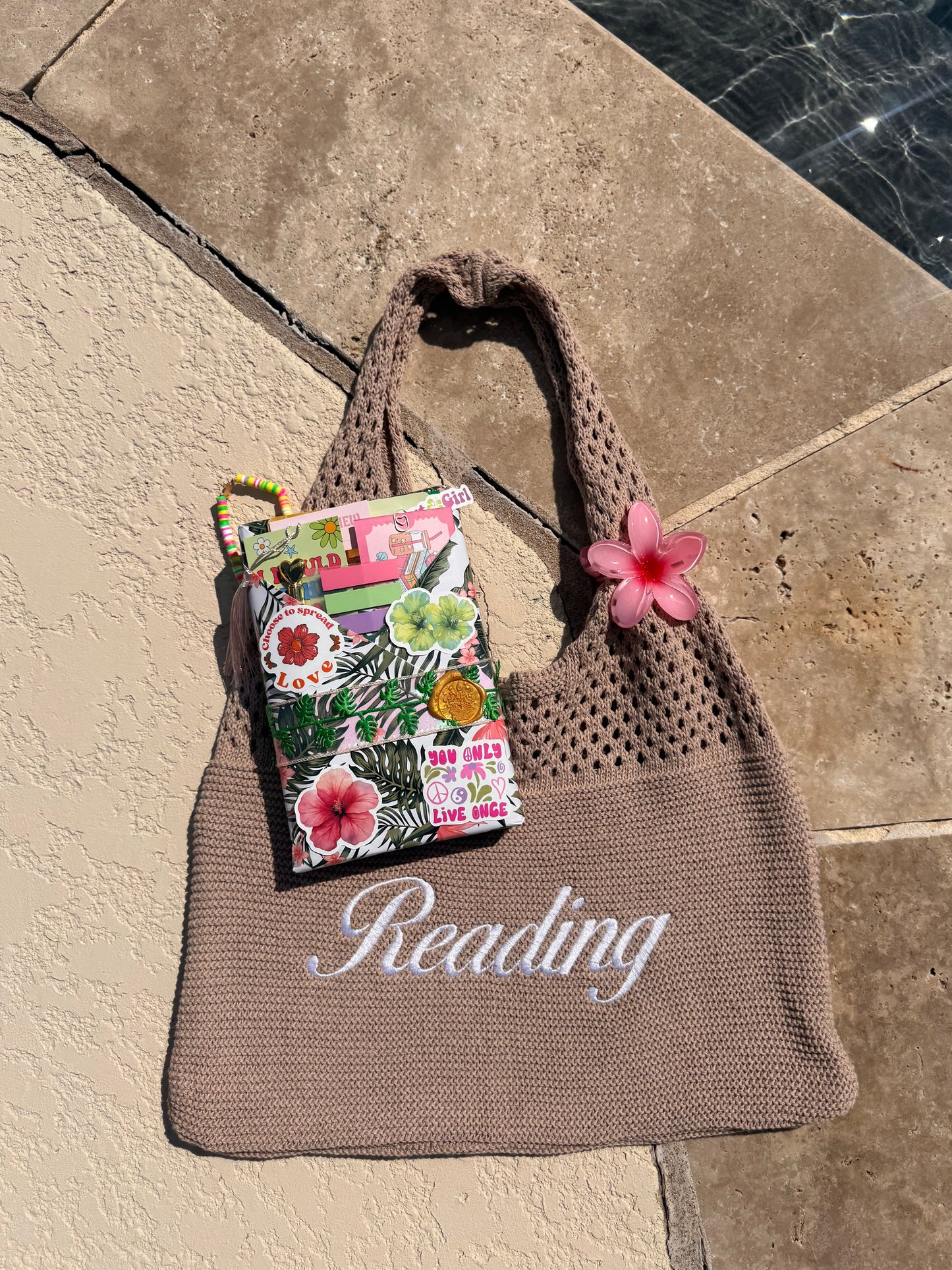The coastal tote bundles