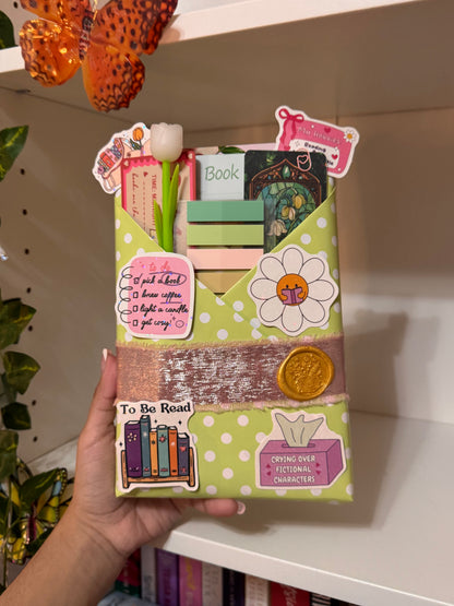 Bookish blind date with a book